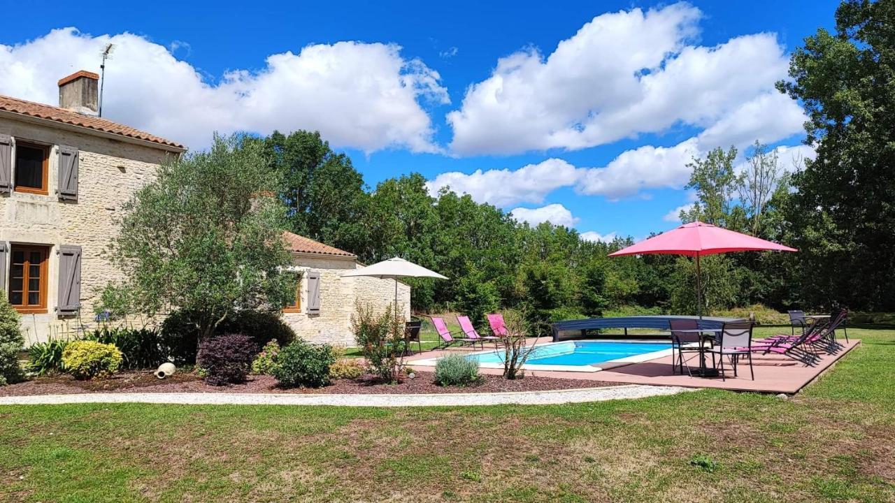 Bed & Breakfast Au Clos Des Templiers Puyravault (Vendee)